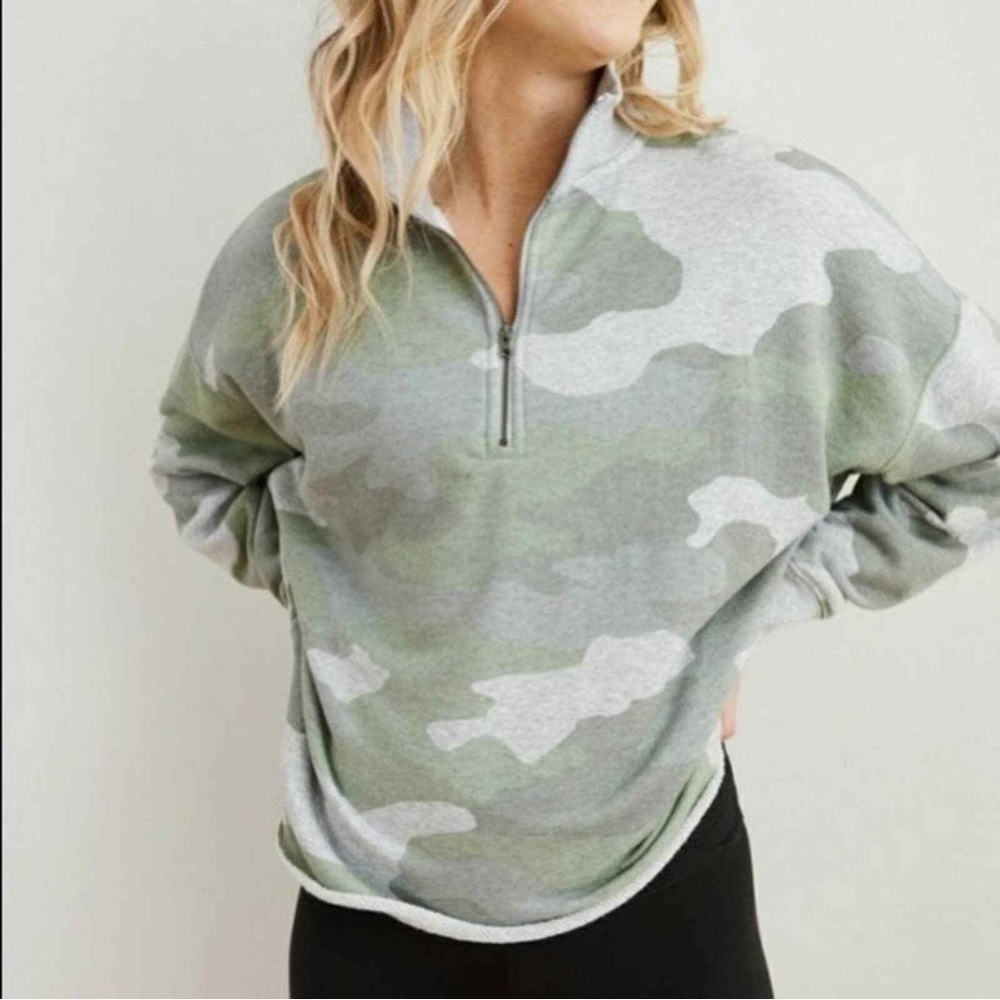 Aerie Camo Quarterzip